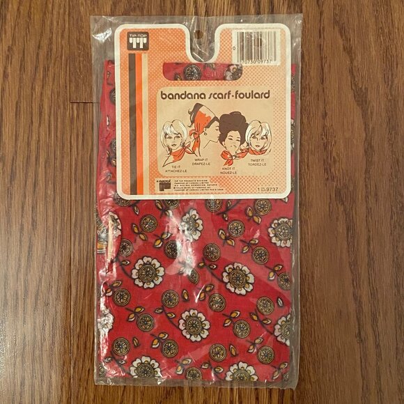 Vintage 70s NWT Red Yellow Floral Baroque Style Bandana Scarf - Picture 2 of 5